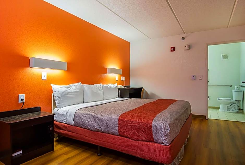 Motel 6-Tucker, GA - Atlanta Northeast