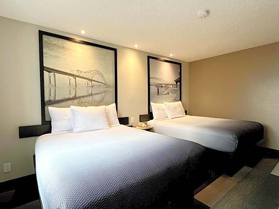 Super 8 by Wyndham Cedar Rapids