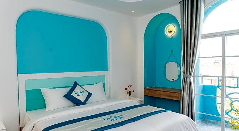La Casa Hotel
