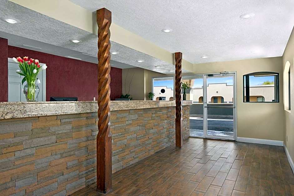 Travelodge by Wyndham Clovis