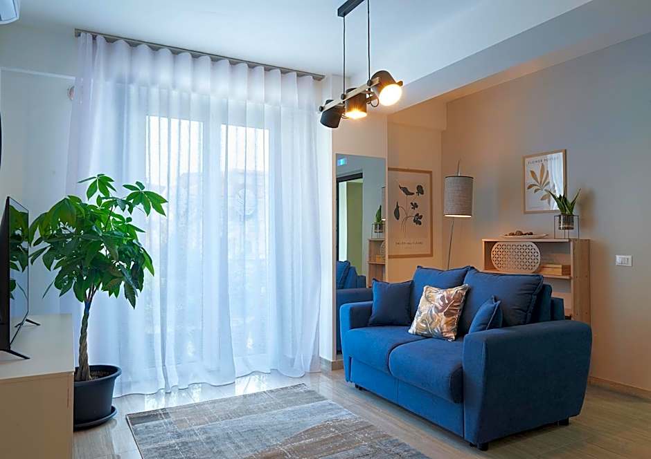 La Marina Apartment Suites