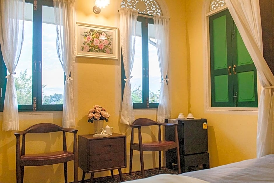 Bhirom at Baan Thongjaya