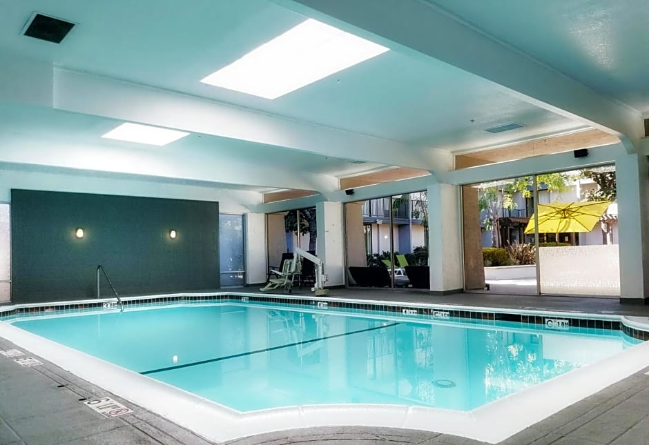 Holiday Inn Dublin - Pleasanton By IHG
