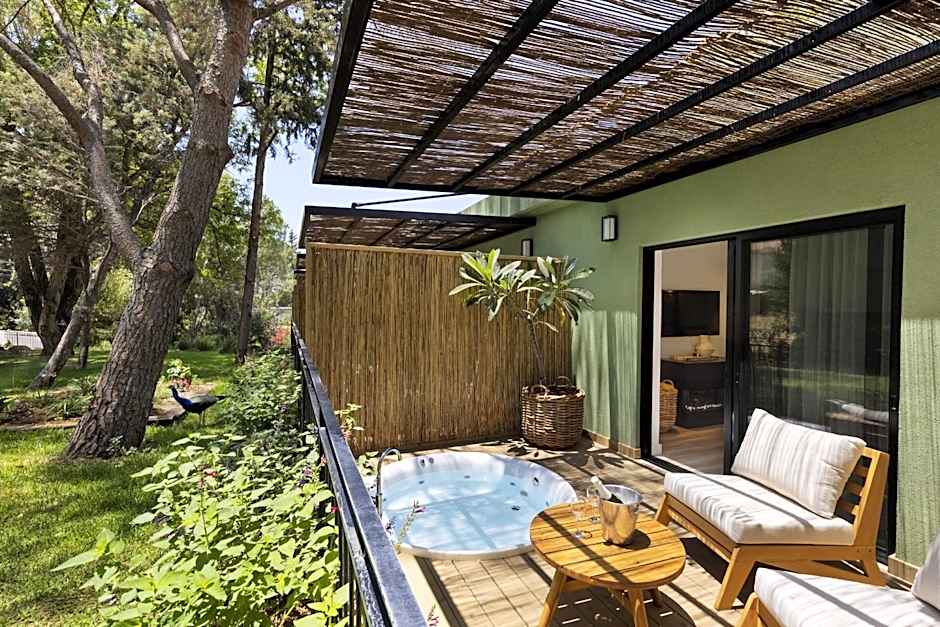 Nofey Gonen Holiday Village