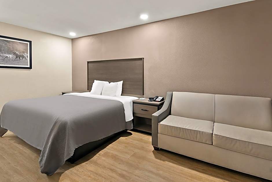 Quality Inn & Suites Weatherford