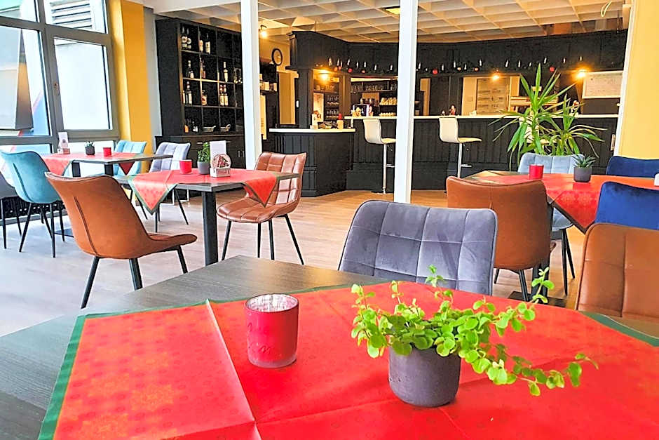 Sport Hotel Kenzingen inklusive Schwimmbad, Sauna und Frühstück nähe Europa-Park