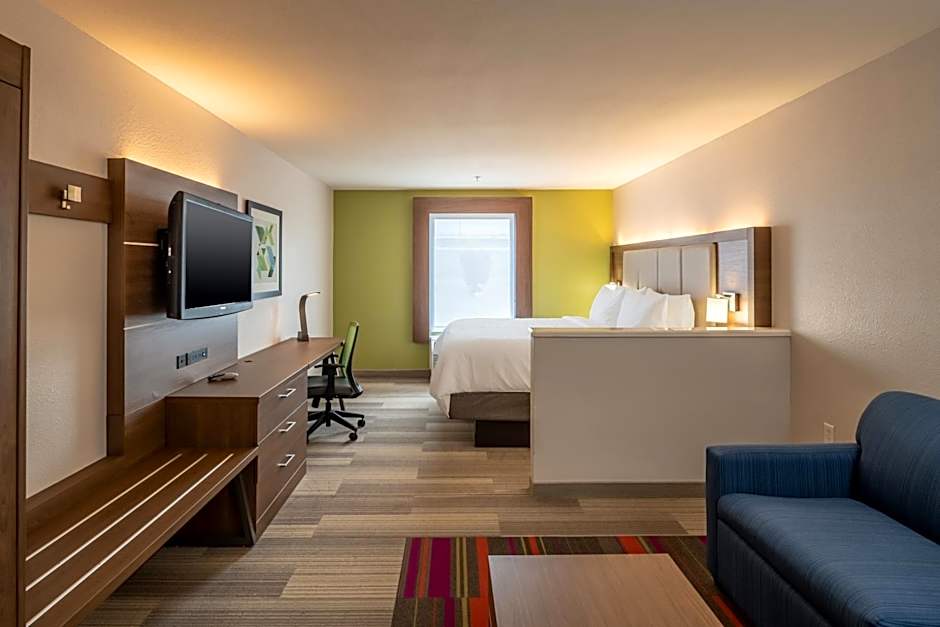 Holiday Inn Express & Suites N Waco Area - West By IHG