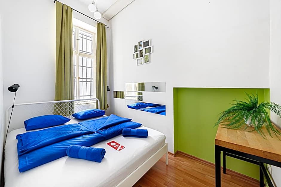 Avenue Hostel
