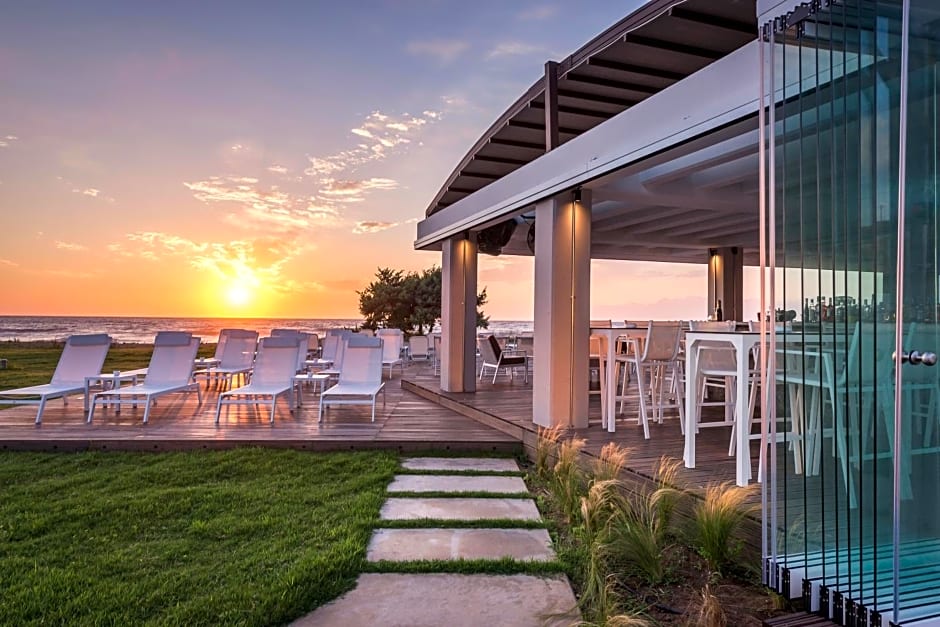 Thalassa Suites