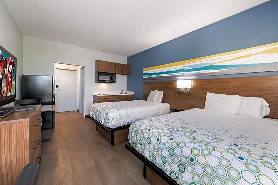 HomeTowne Studios Newport News - Hampton West