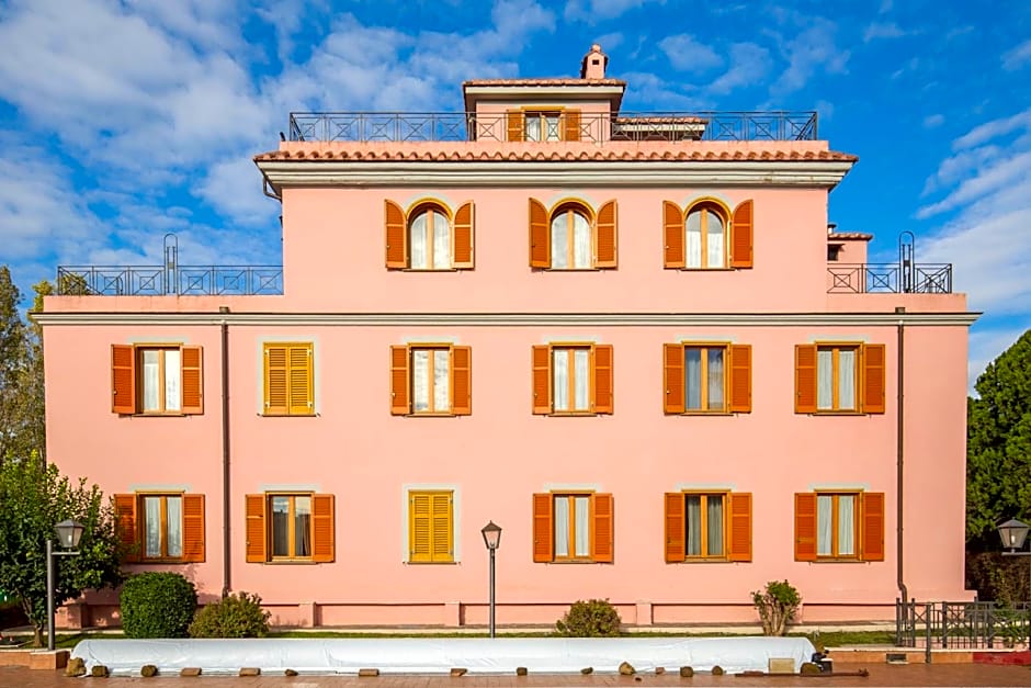 Hotel Arco Di Travertino