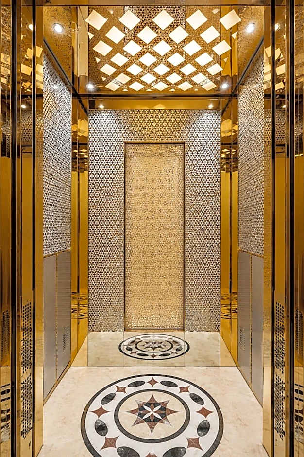 Hotel orbit