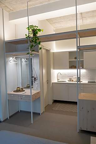 Deluxe Double Room with Shower