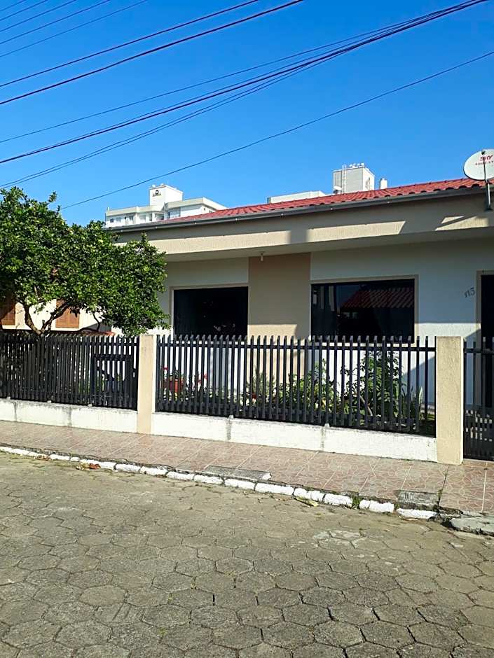 Casa de Praia Navegantes - 100 metros do mar