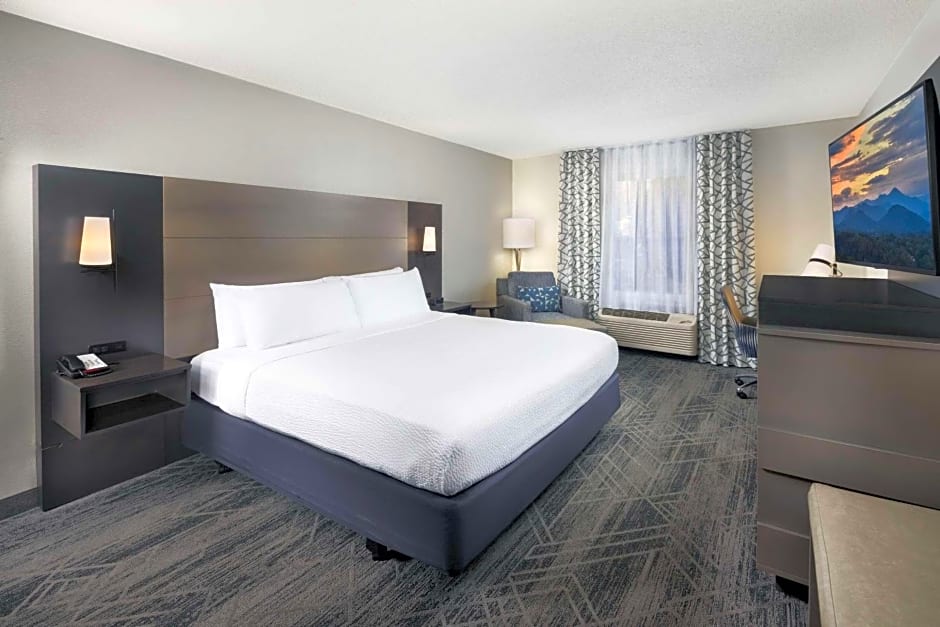 Country Inn & Suites by Radisson Asheville Downtown Tunnel Road