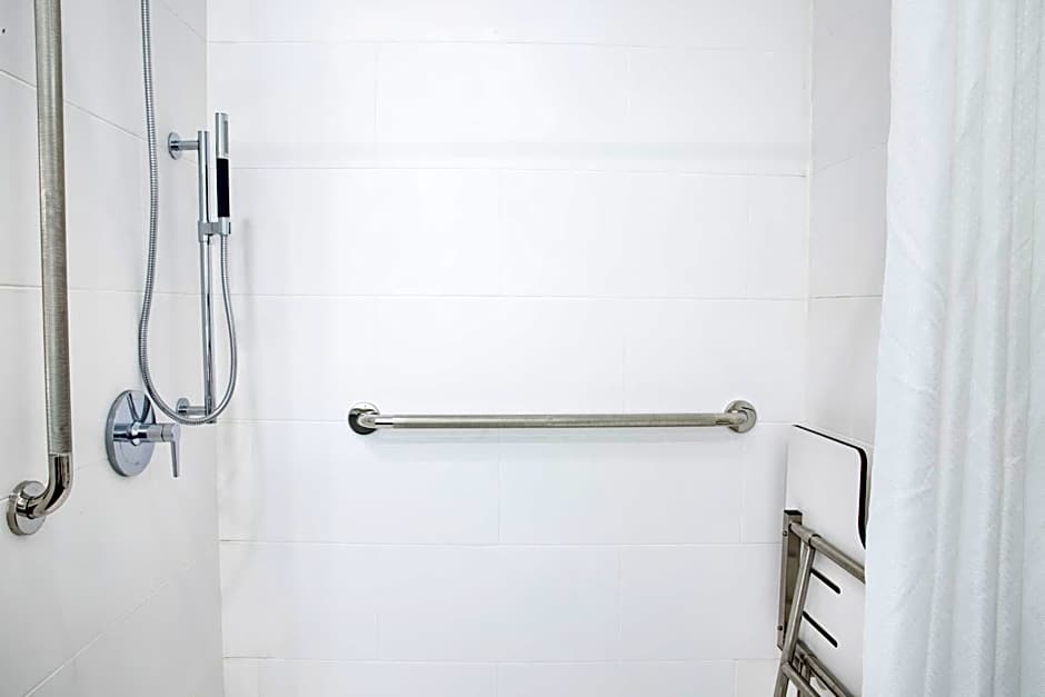 Country Inn & Suites by Radisson, Columbus West, OH