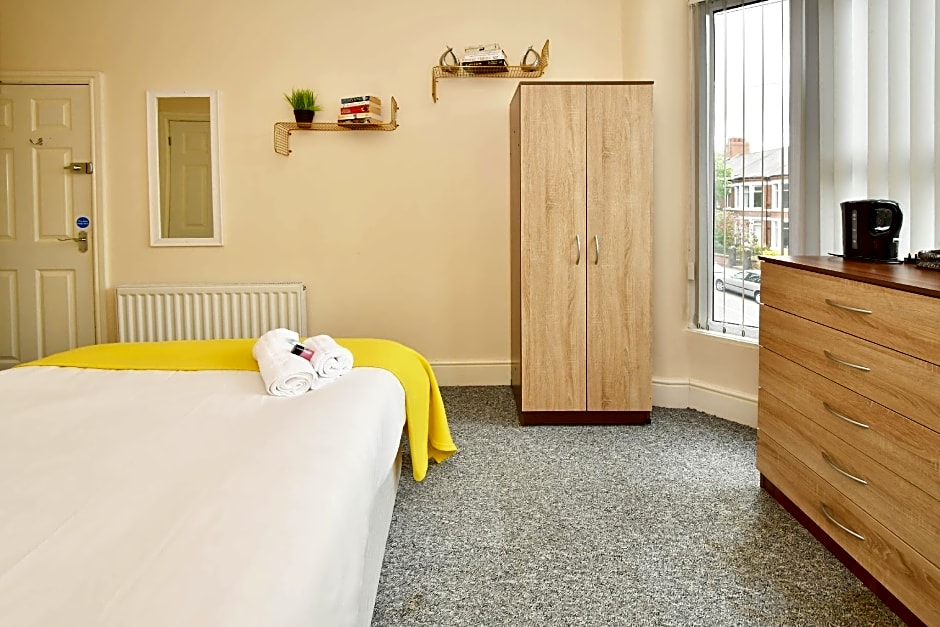 Townhouse @ 178 Ruskin Road Crewe