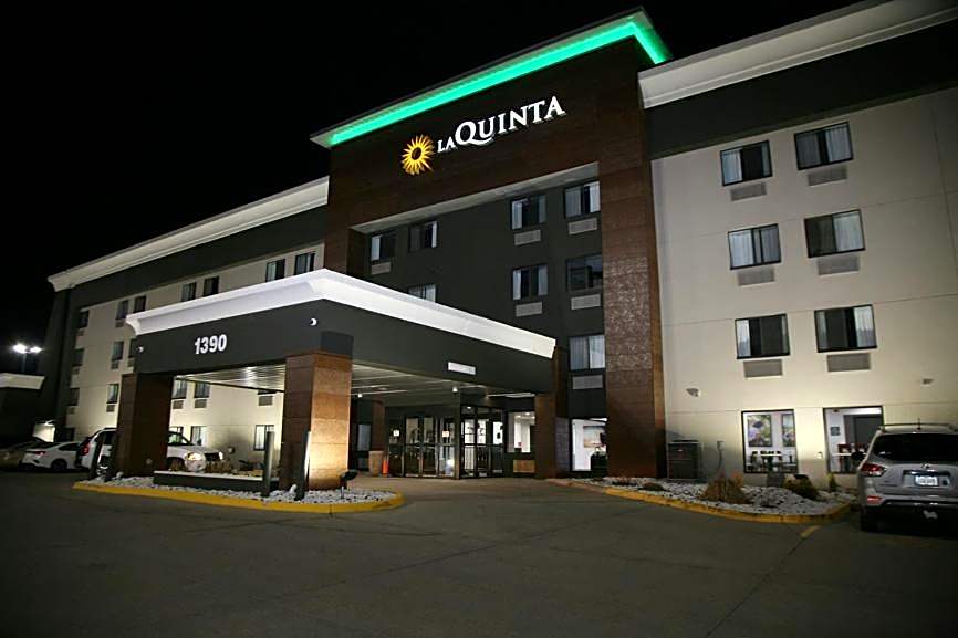 La Quinta Inn & Suites by Wyndham Des Moines West Clive