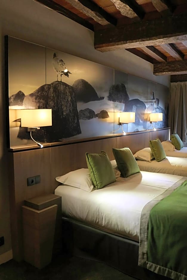 Mouton Blanc Hotel
