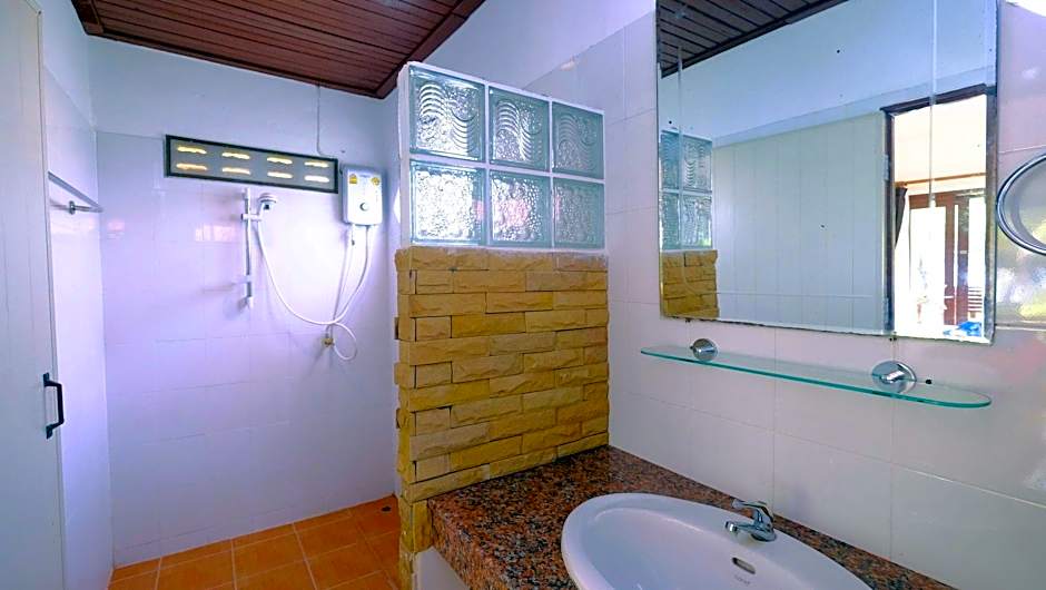 Lolita Bungalow