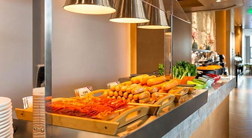 Mercure Yantai Golden Beach