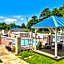 Gray Inn & Suites
