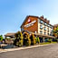 Best Western Plus Cottontree Inn