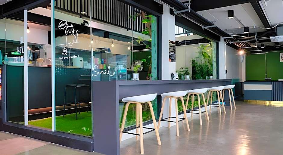 V1  Boutique Hotel