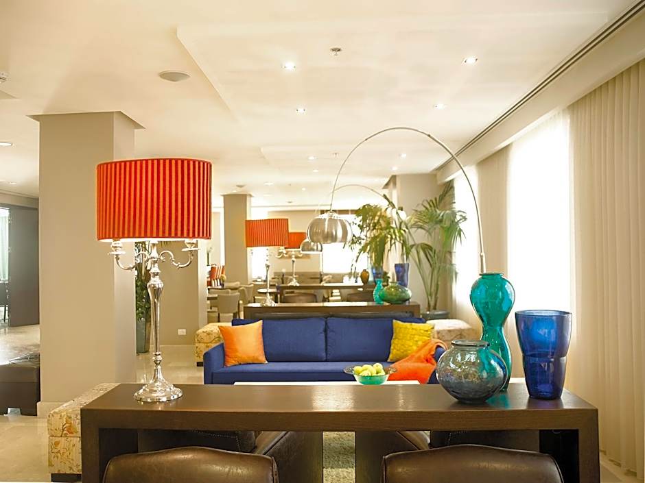 Prima Royale Hotel