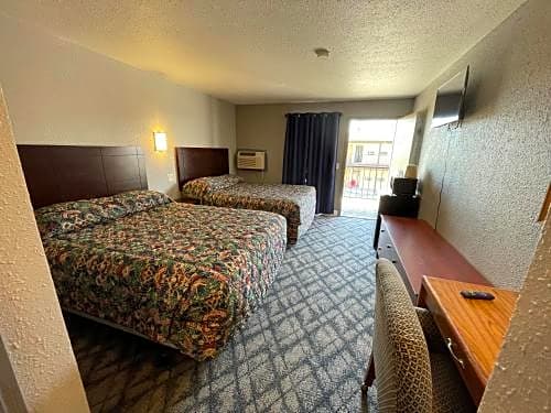 American Inn Council Bluffs – Council Bluffs, IA