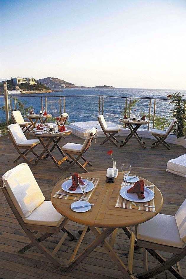 Korumar Hotel Deluxe