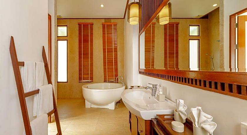 The Sarann Hotel