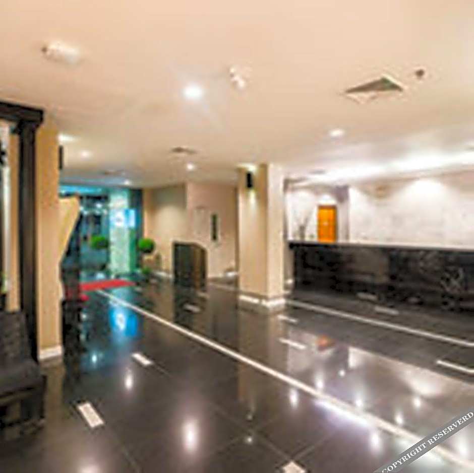 Sea Me Spring Too Hotel