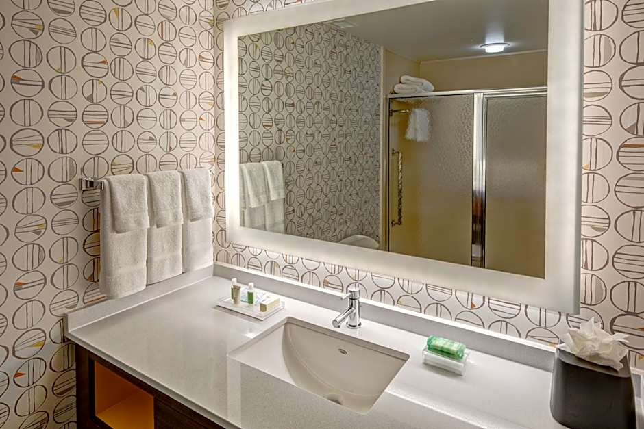 Holiday Inn Rocky Mount I-95 @ US 64 By IHG