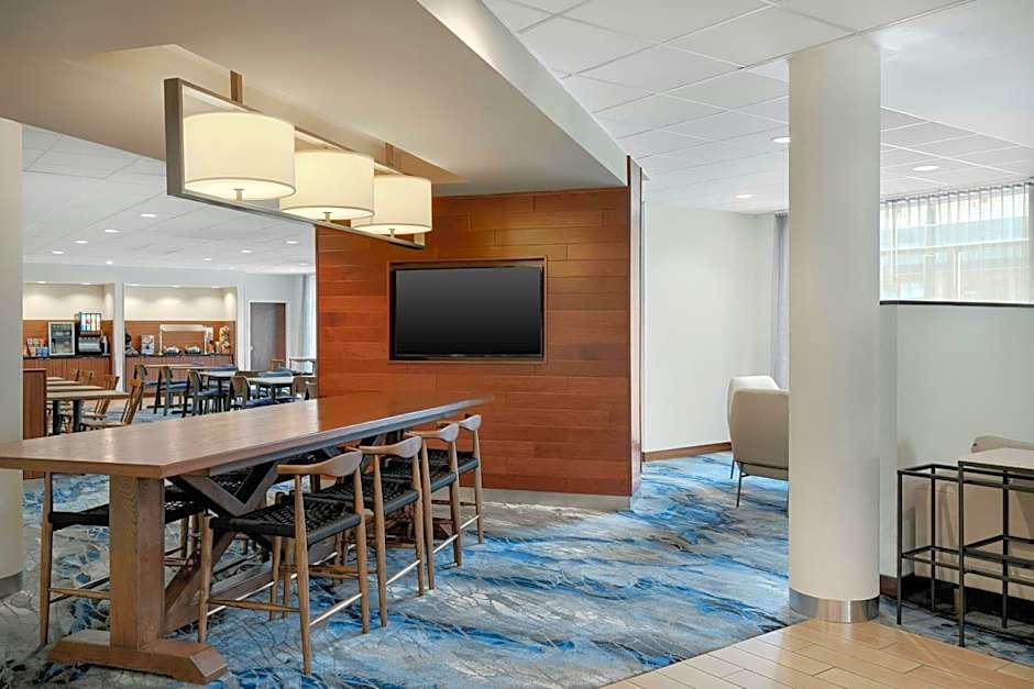 Fairfield Inn & Suites by Marriott Cincinnati Uptown/University Area