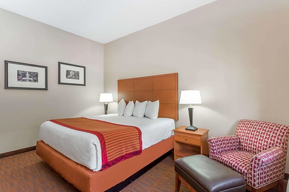 Baymont by Wyndham Savannah/Garden City