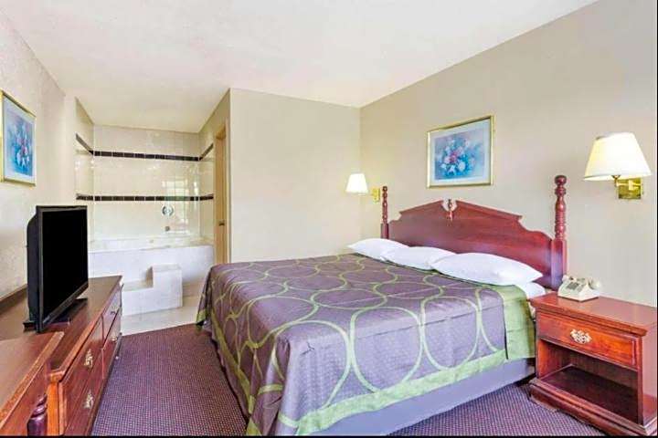 Ashland Studio Inn Richmond North near Kings Dominion (Listing Partner)