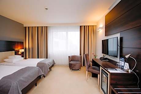 Double Room with Two Single Beds