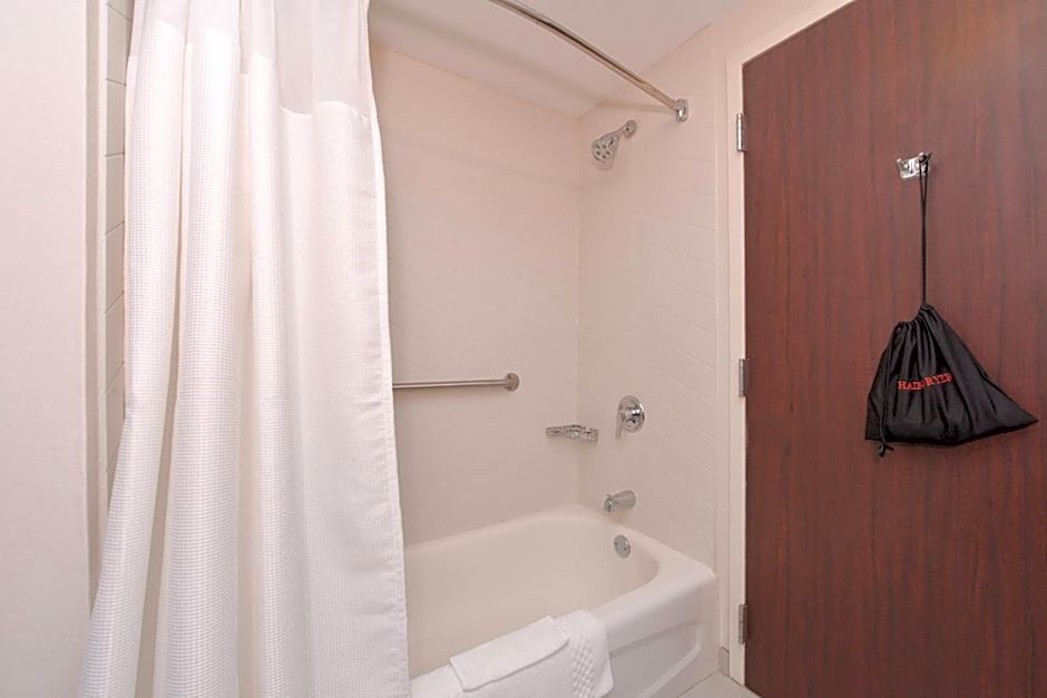 Fairfield Inn & Suites by Marriott Pittsburgh New Stanton