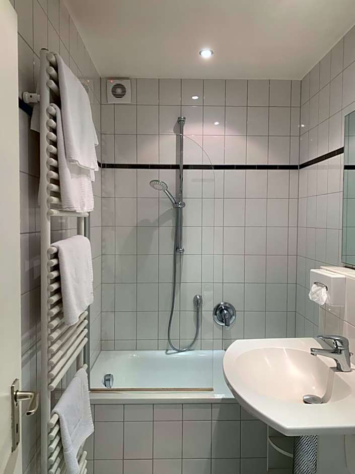 Hotel Mondial Comfort - Frankfurt City Centre