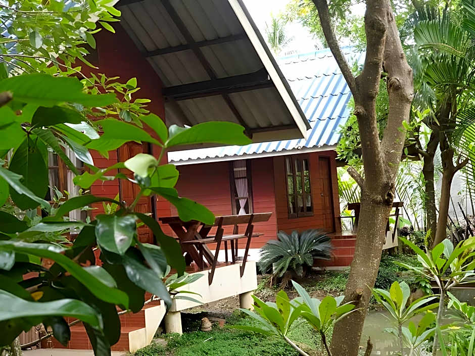 Baan Suan Phidchamika