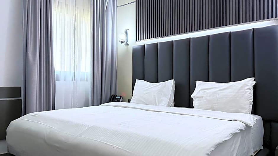 Palette Sharjah Aparthotel formerly Royal Tulip