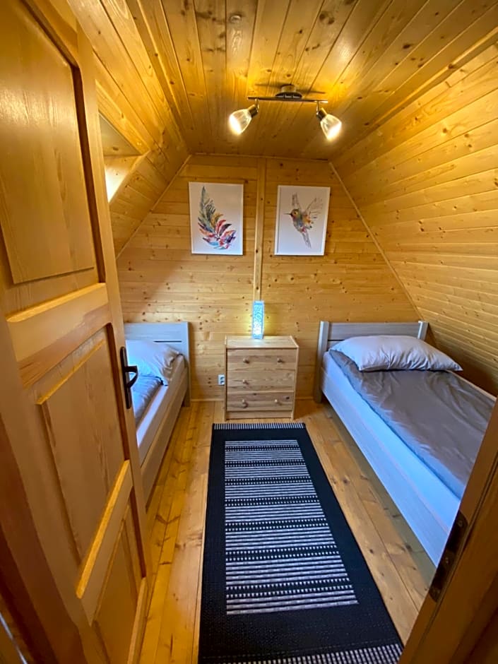 Dolina Bella - ogrzewany domek z balią, sauną i kominkiem w sercu Kaszub