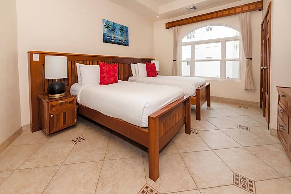 Grand Caribe Belize