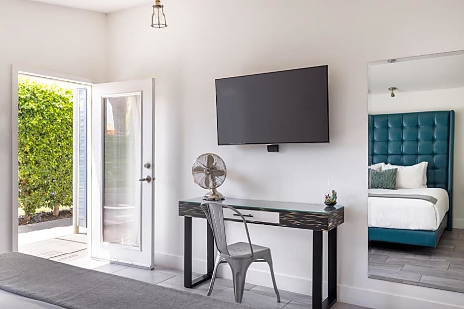 The Palm Springs Hotel