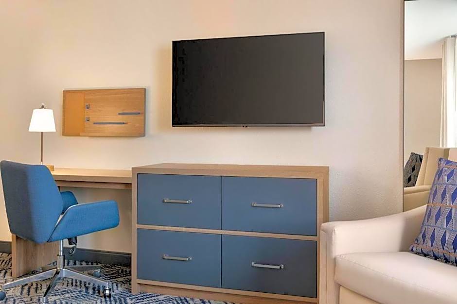 Candlewood Suites Springfield By IHG