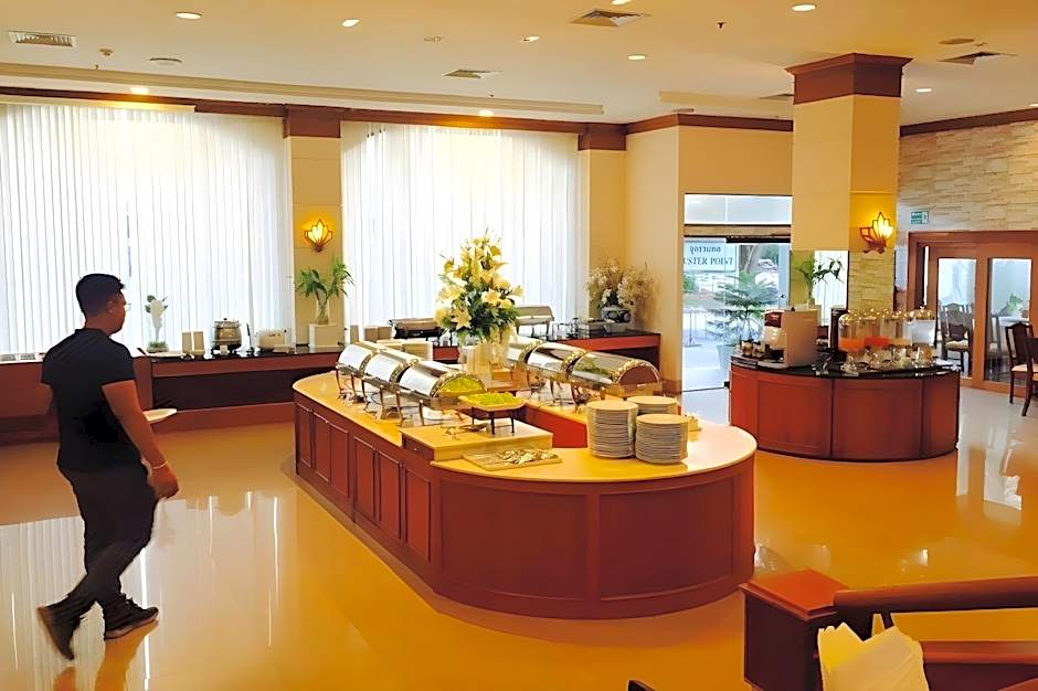 Green World Palace Hotel