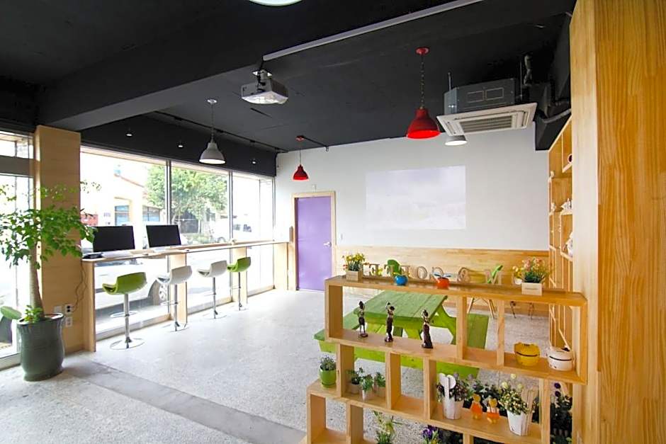 Sum Guest House Jeju Airport - Hostel