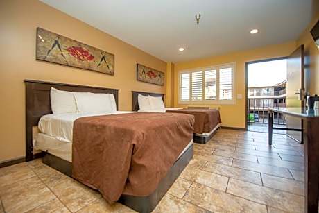 Deluxe Quadruple Room