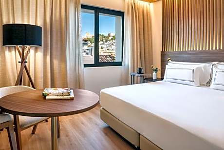 The Level Alhambra Views